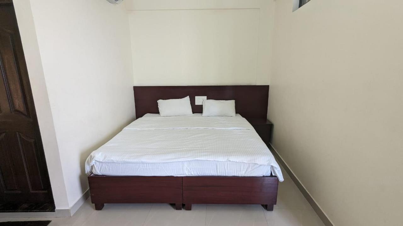 Masterkey Deluxe Rooms Kochi Exterior foto